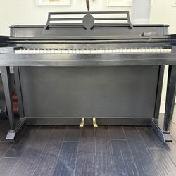 Wurlitzer Spinet