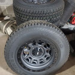 JEEP WRANGLER TJ,XY CHEROKEE,YJ 5X4.5 RIMS AND TIRES,NEW