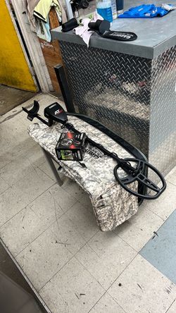Garrett AT Max Metal Detector Kit