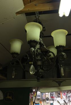 Chandelier like new