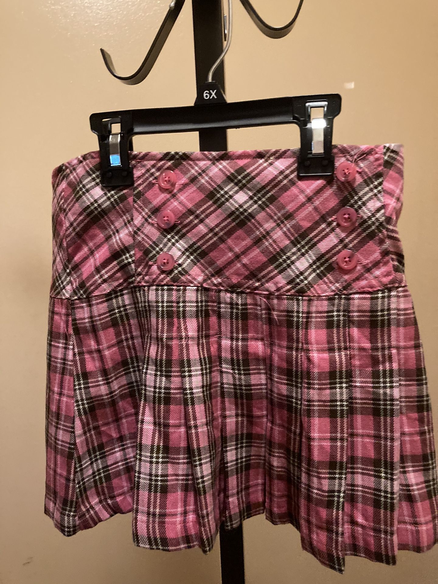 Kids size 10/12 shirt and skirt