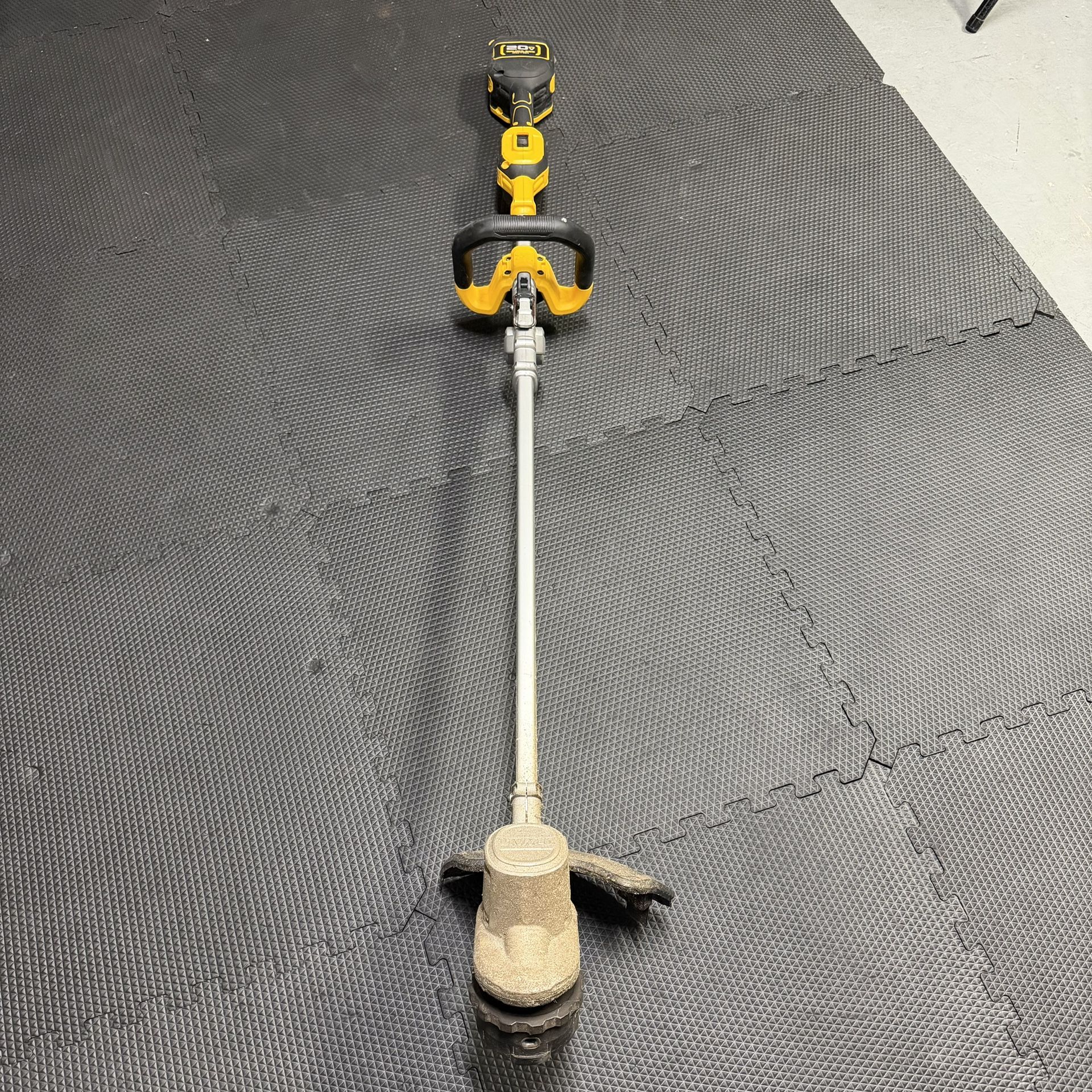 DeWalt 20V Brushless String Trimmer (Tool Only)