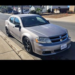 2013 Dodge Avenger RT