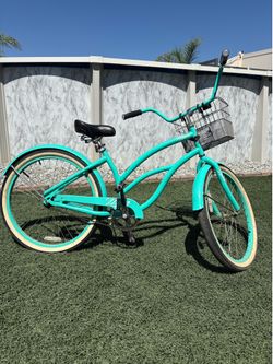 Hyper Bicycles 26" Women's Beach Cruiser