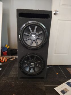 12-in Subwoofers Kickers