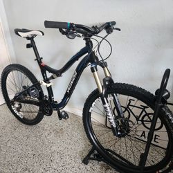 🔥🚲🔥Specialized

SAFIRE COMP (26)MEDIUM SIZE)🎁🔥🚲🔥