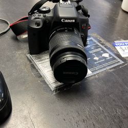 Canon Rebel T6i
