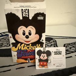 Authentic Pop Mart Mickey and Family Cute Together Keychain - Mickey Mouse