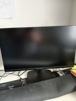 Monitor 23.8 inches