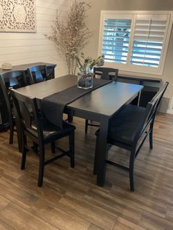Dinning Table