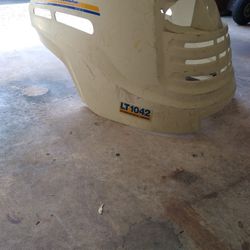 Cub Cadet Hood