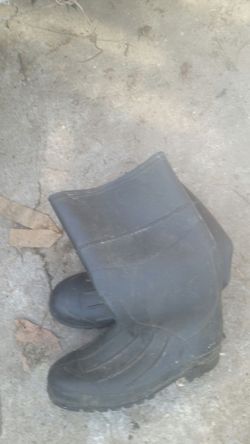 rain boots size 12