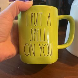 RAE DUNN ARTISAN COLLECTION MUG