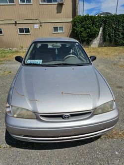 2000 Toyota Corolla