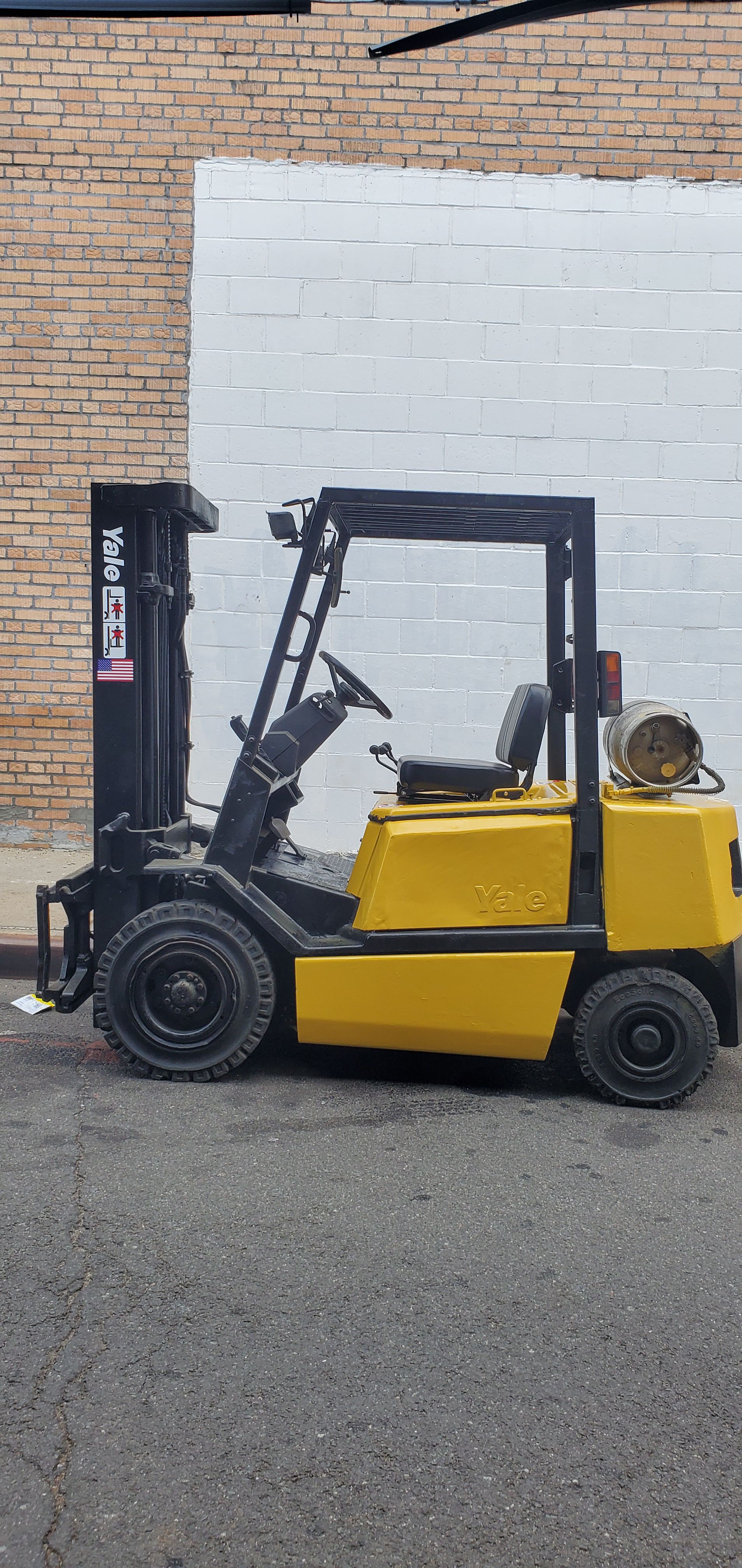 YALE FORKLIFT 5000 LBS