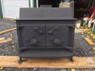 Fisher Grandpa Bear Wood Stove for Sale in Bangor, PA - OfferUp