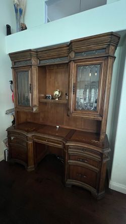 Luxury Executive Desk - from RC Willet