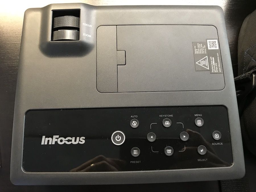 InFocus IN1118HD mobile projector