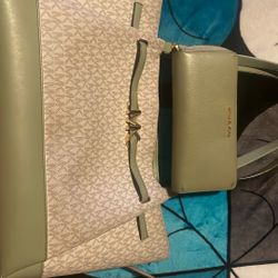 Michael Kors Purse 
