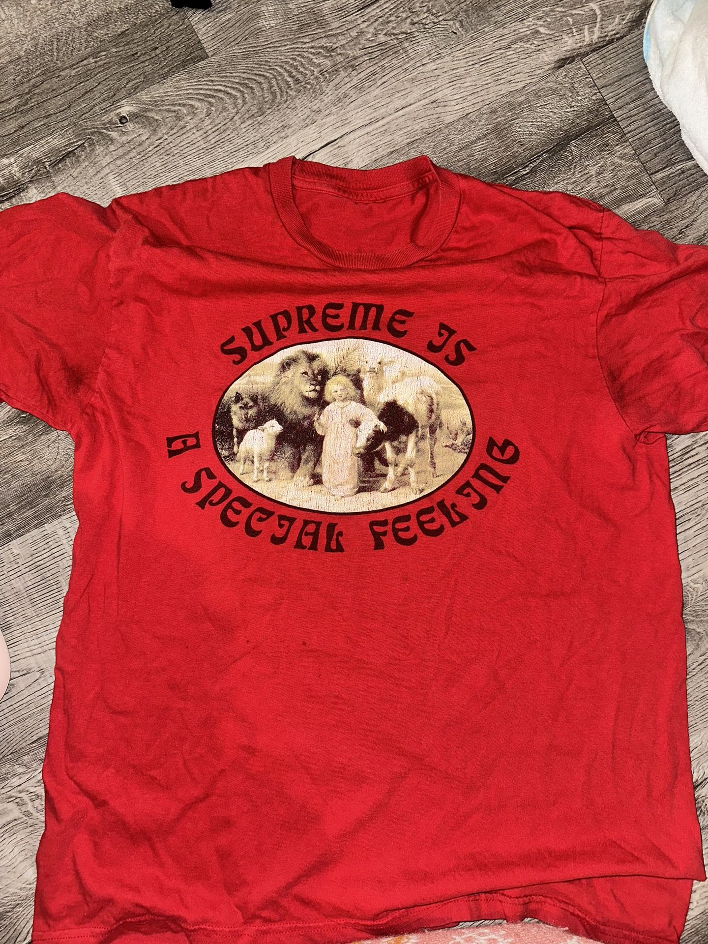 Supreme tee