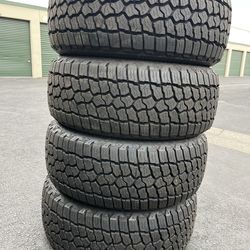 (4) 285/55R20 Patagonia A/T R