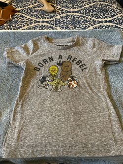 Boys Star Wars shirt 3t!