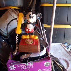 MICKEY MOUSE ROTARY PHONE