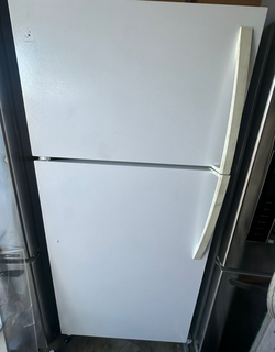 White Top Mount Refrigerator - SpillProof Shelves