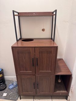 Litter box enclosure - 2 story