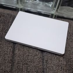 Apple Magic Trackpad