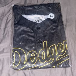 Kobe X Dodgers Giveaway 8/25 Black Mamba Jersey Giveaway 