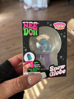 Nedoh snow globe