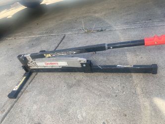 Robert flooring cutter