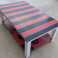 SOLID WOOD COFFEE TABLE