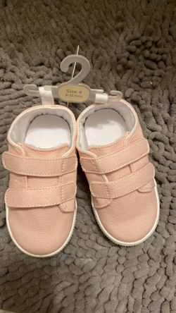 first impressions, walking shoes