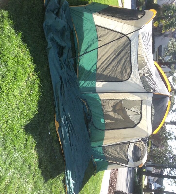Vertical Ascent Tent