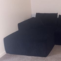 Black L-Shaped Sectional Sofa / Sleeper – Brand New!