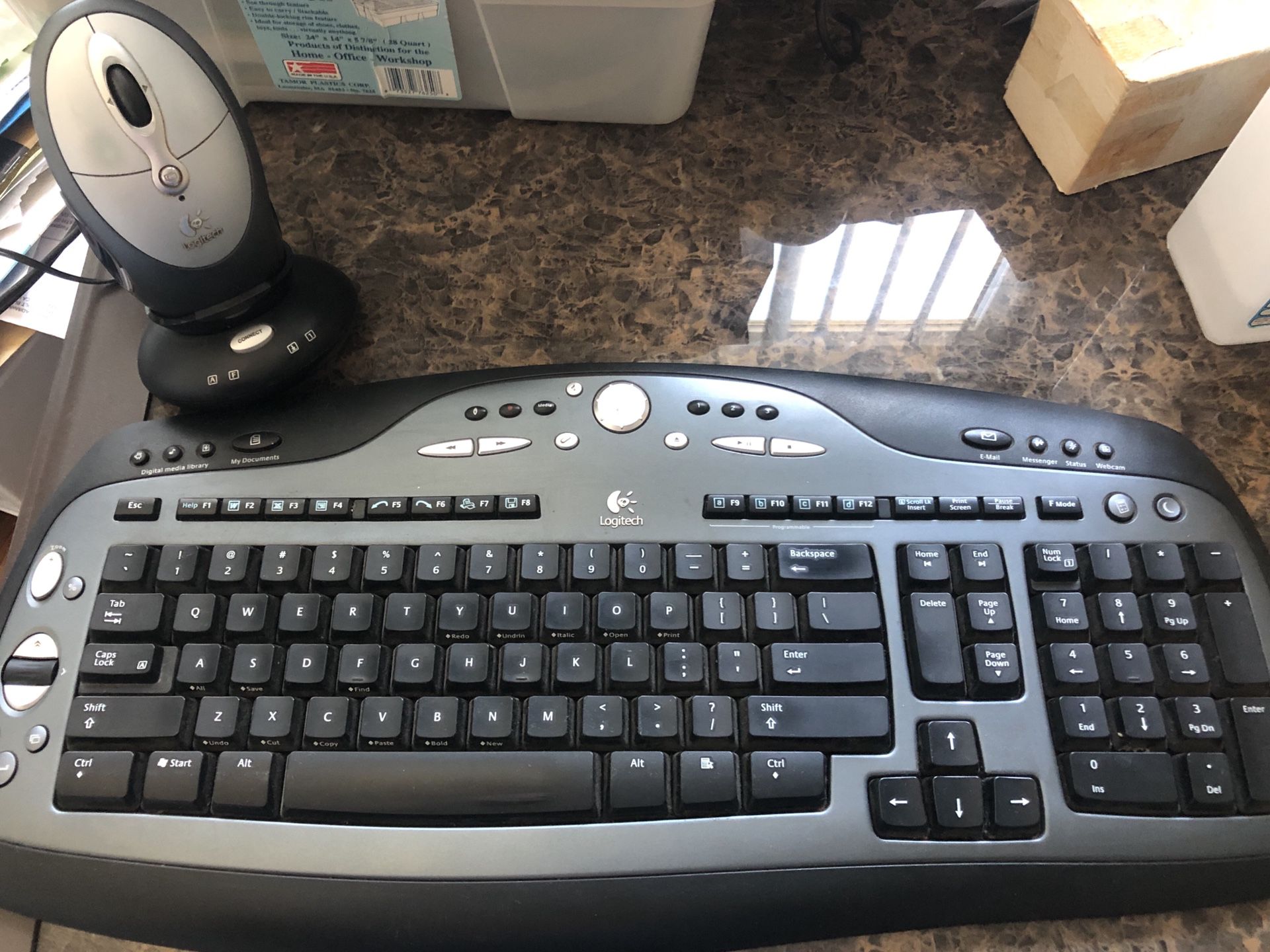 Keyboard/Mouse (wireless): Ontario California