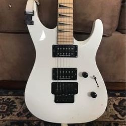 Jackson DK2M Snow White Dinky & Custom TSA Flight Case