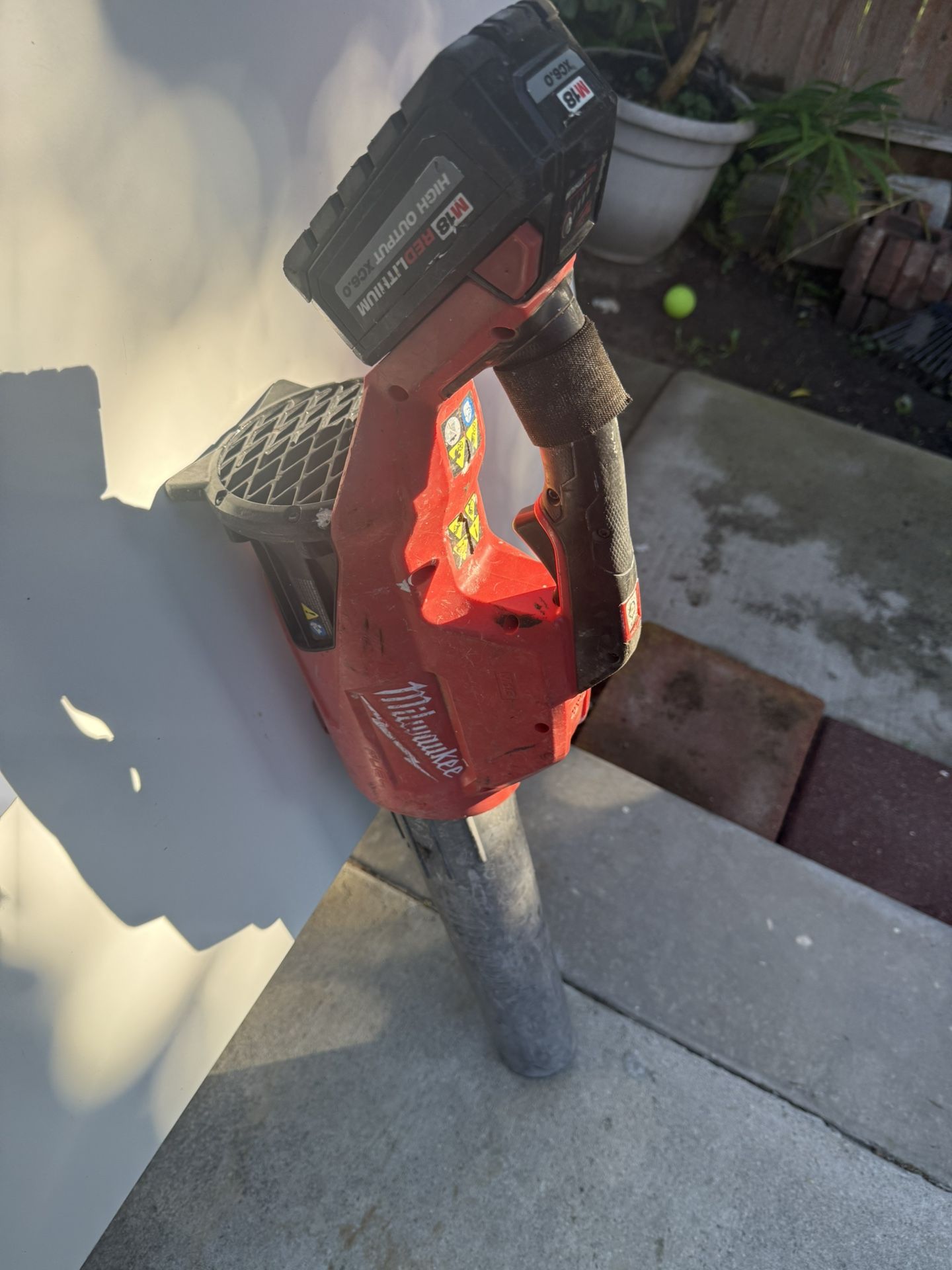 Milwaukee Leaf Blower
