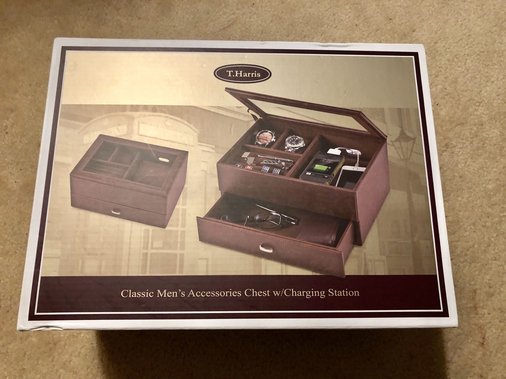 Classic Men’s Accessories Chest w/Charging Station