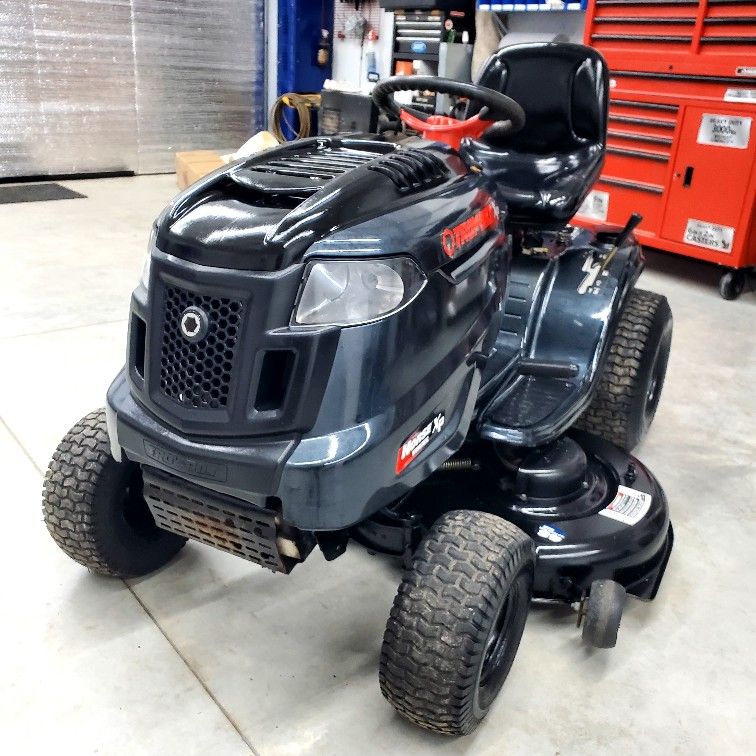 Riding Mower 100% Ready To Mow Today Needs Nothing! 46" Deck 20hp