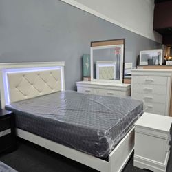 Bedroom Set In Stock For Fast Delivery $54 Down No Credit needed Financing 