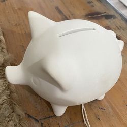 Vintage Hummel Goebel White Unpainted Piggy Bank With Key