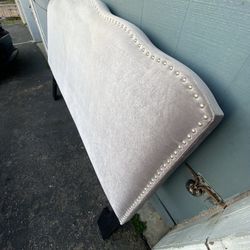 King/Cal King Headboard. Like New 