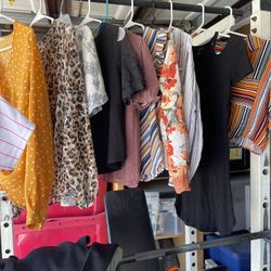 Ropa de Mujer ( S Y M ) Más De 60 Piezas 