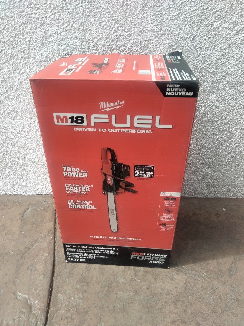Milwaukee M18 Fuel Chainsaw 20in Dual Battery Tool Only New