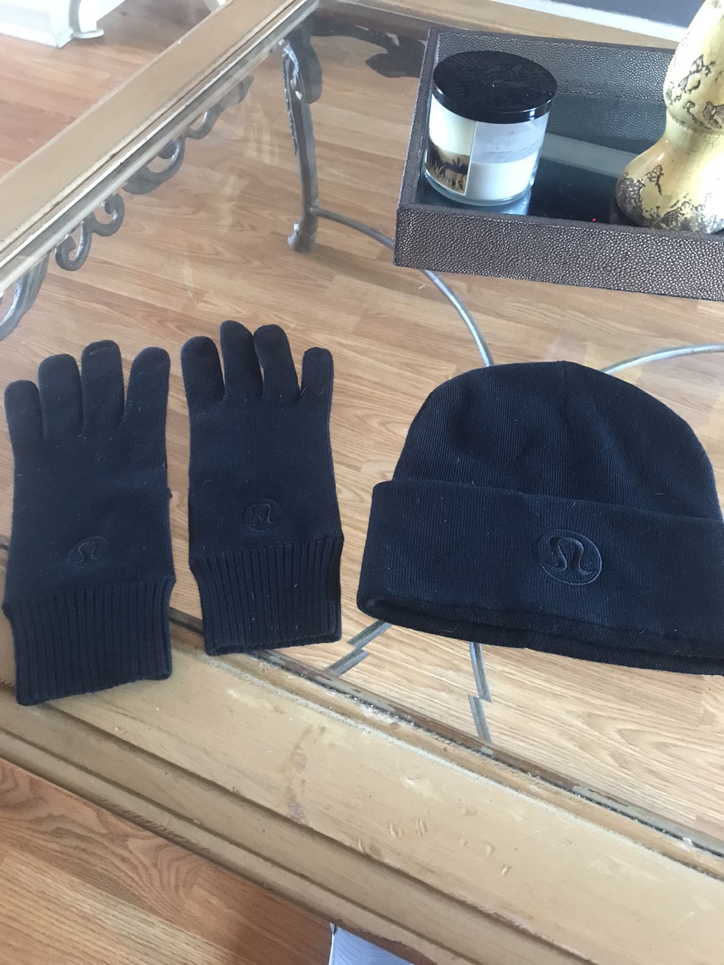 Lululemon Hat And Gloves
