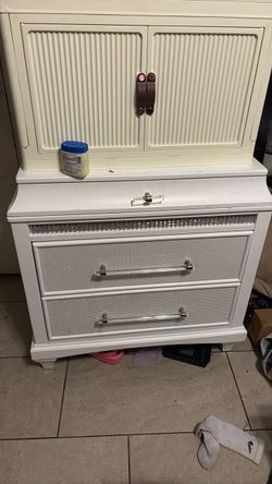 ashely furniture white nightstand