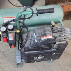 Air compressor